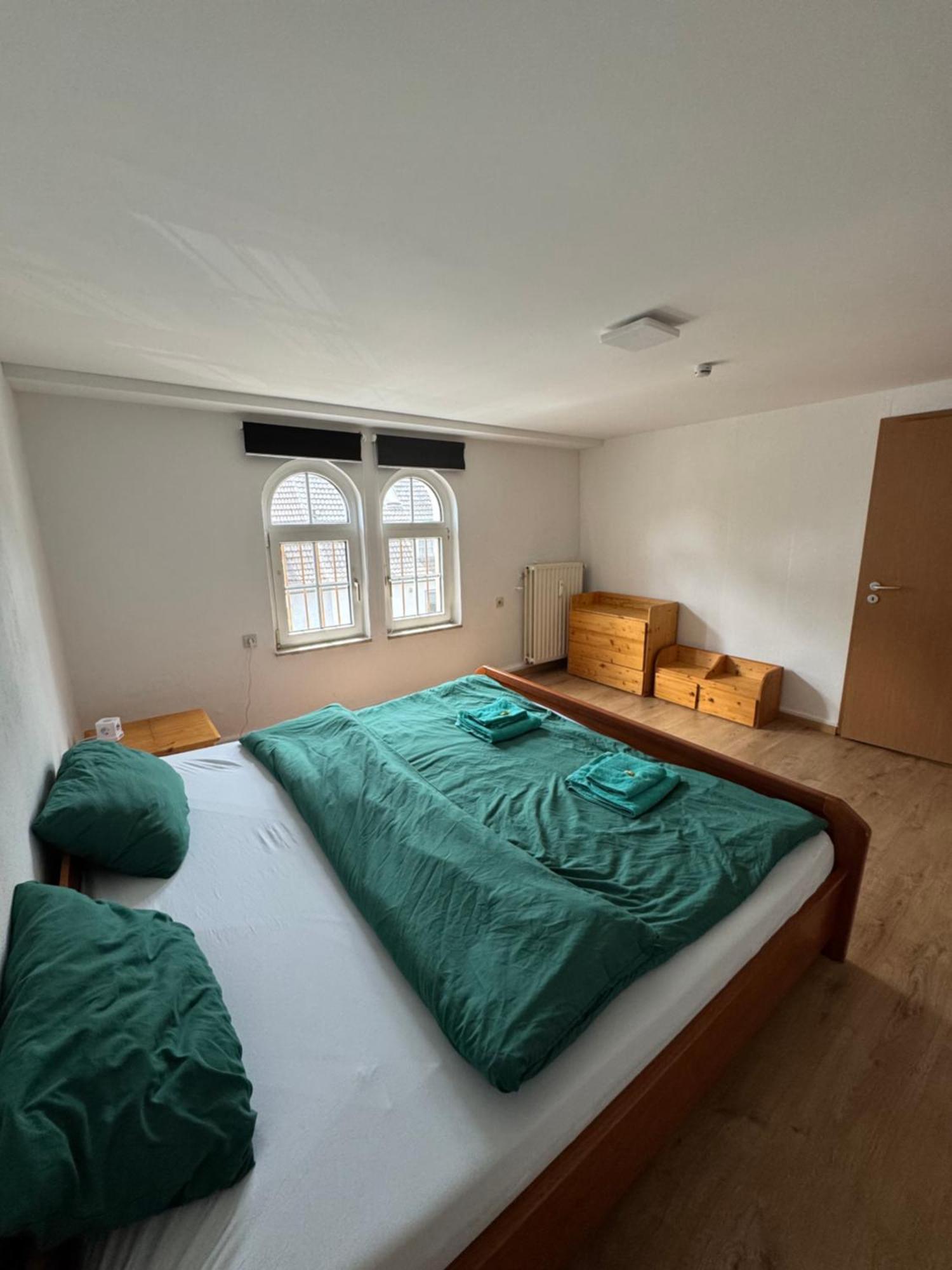 Moderne & Rustikale Monteurwohnung Im Zentrum 아이토르프 외부 사진