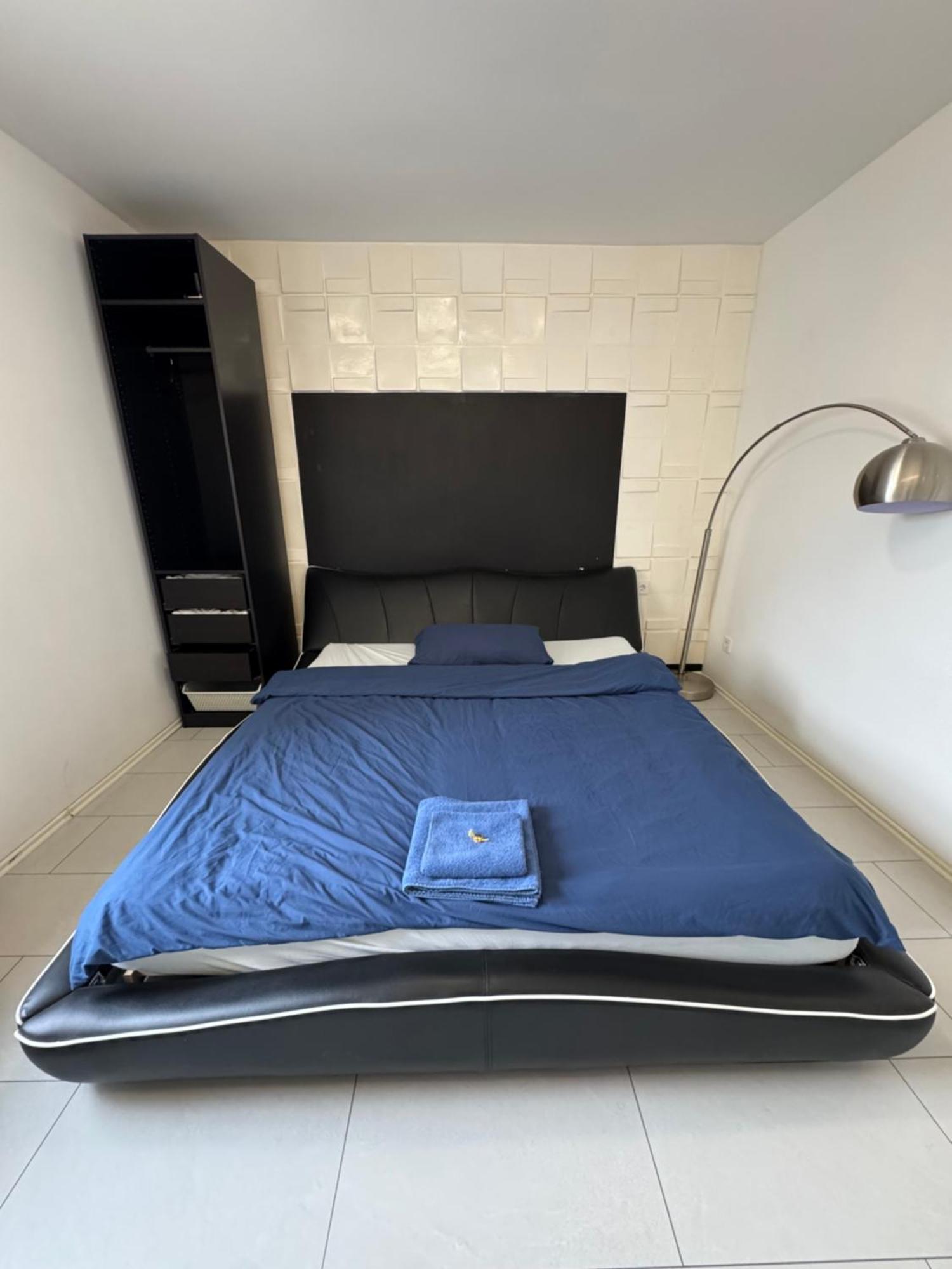 Moderne & Rustikale Monteurwohnung Im Zentrum 아이토르프 외부 사진