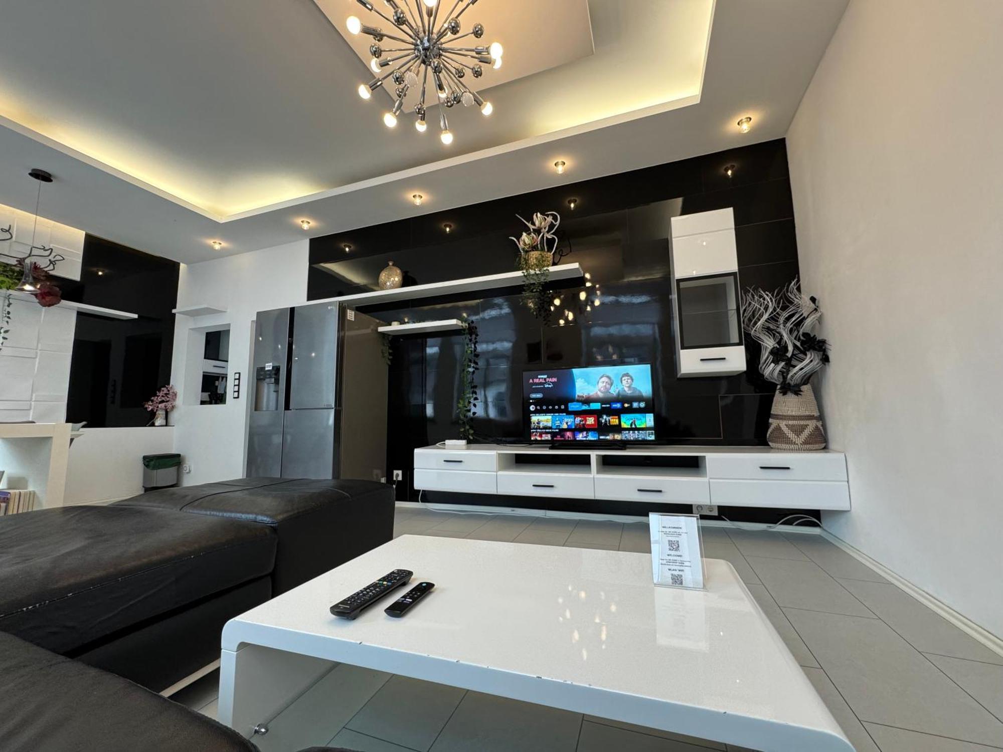 Moderne & Rustikale Monteurwohnung Im Zentrum 아이토르프 외부 사진